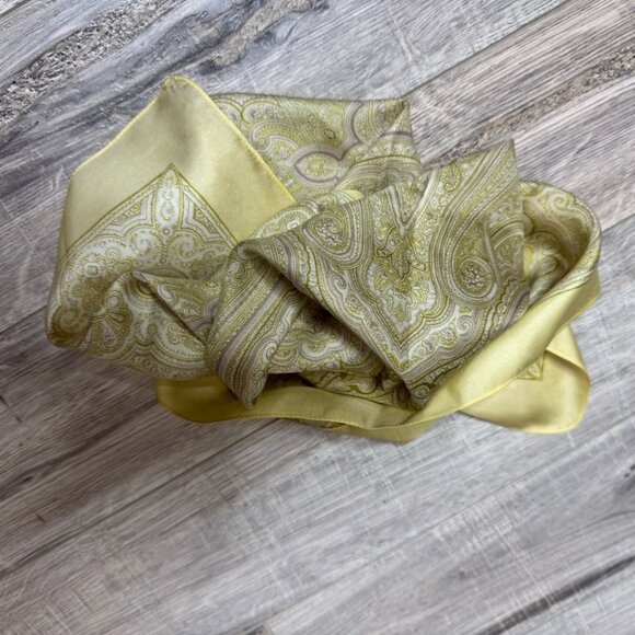 Scarf made in England liberty of london square silky satiny feel scarf paisley - Picture 8 of 8